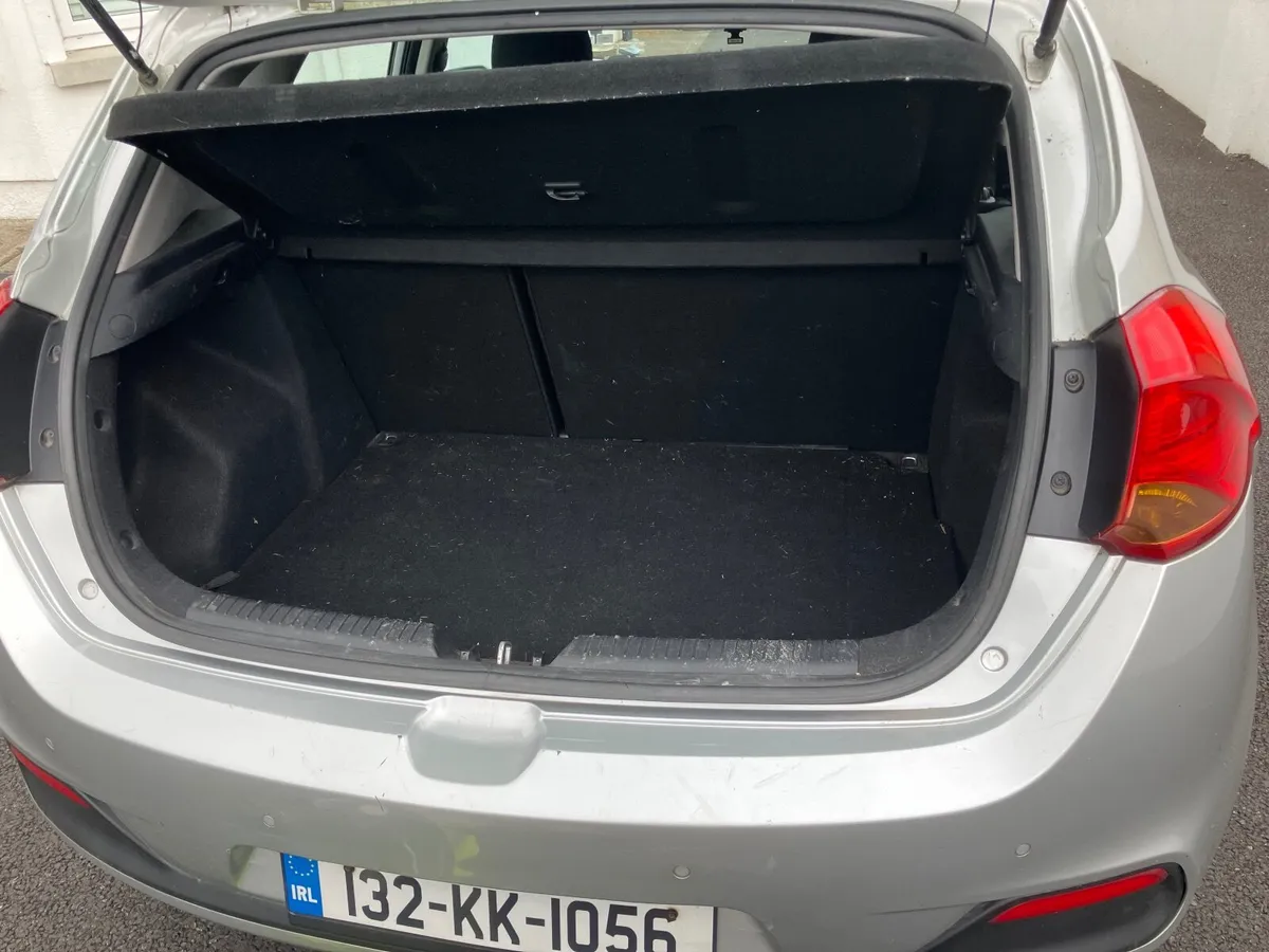 Kia Ceed 2013 - Image 2