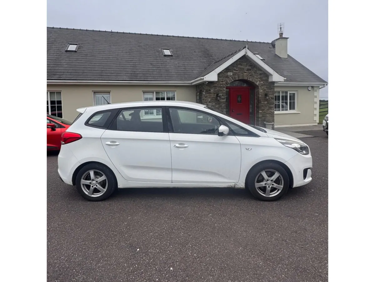 Kia Carens 1.7 CRDI 1 ECODYN 7SEATS 5 5DR - Image 4