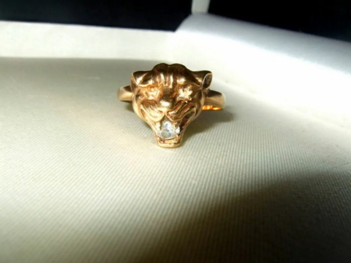 Vintage Hallmarked 9ct Gold Gemset 'Panther' Ring - Image 4