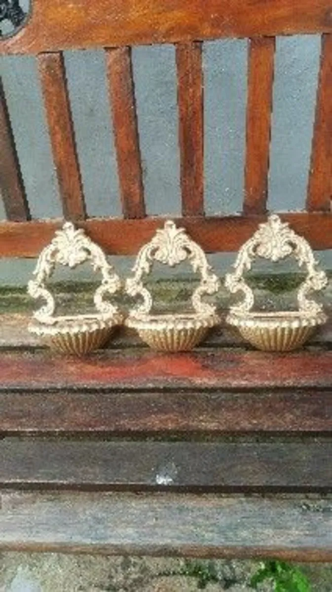 3. Decorative cast Waterfonts