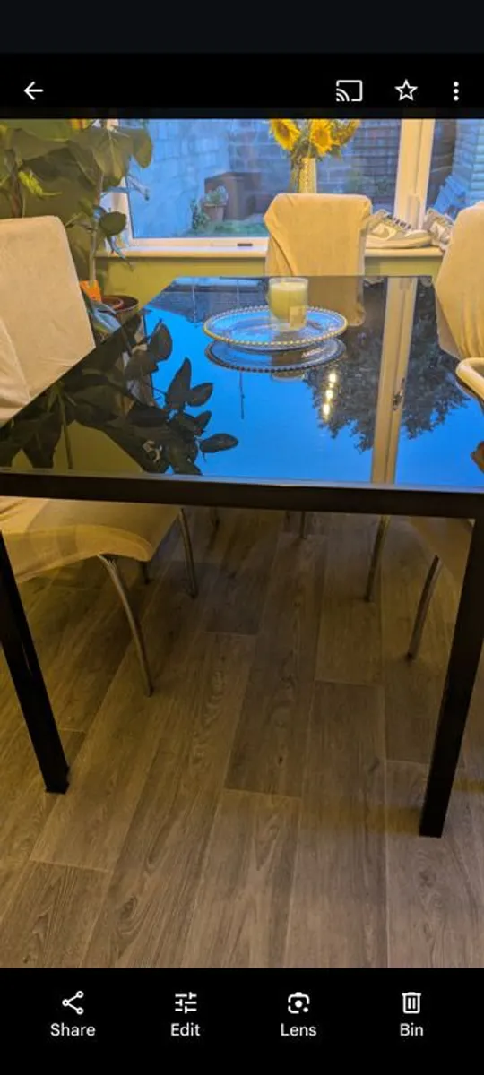 Kitchen table