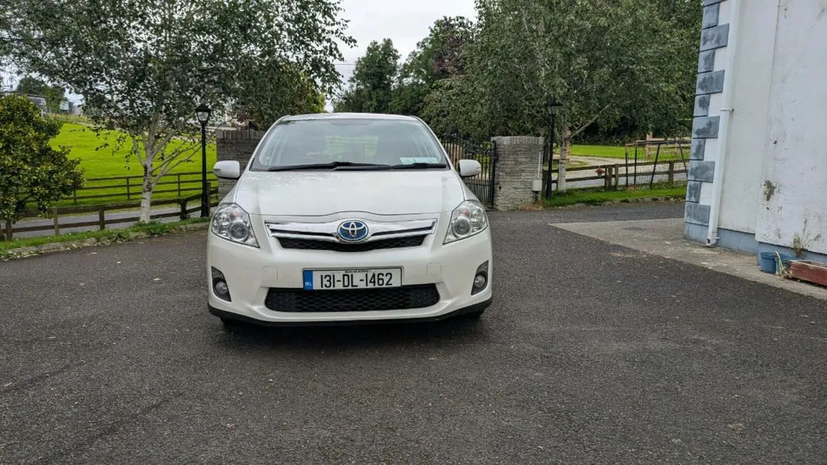 Toyota Auris - Image 2