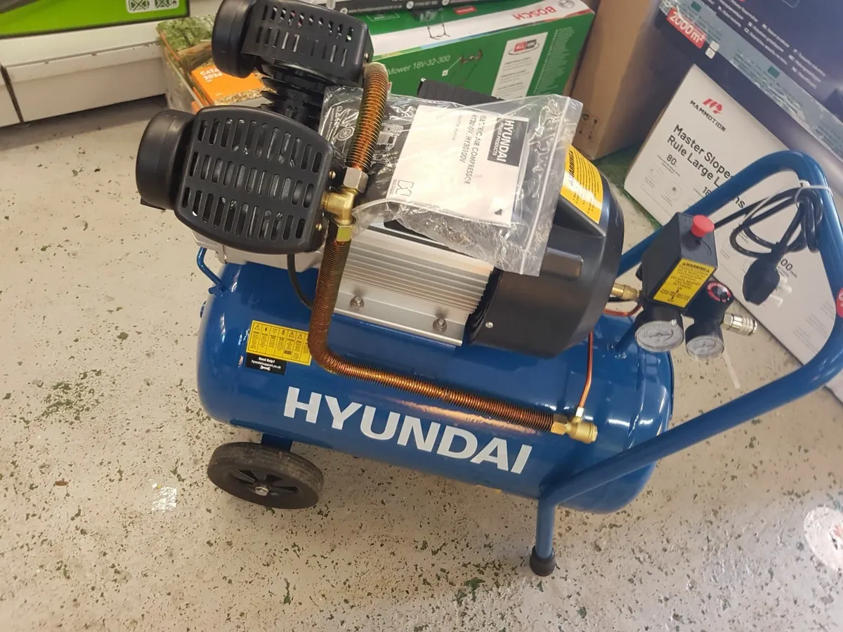 HYUNDAI 50L AIR COMPRESSOR 14CFM116psi 3HP-HY3050V - Image 1