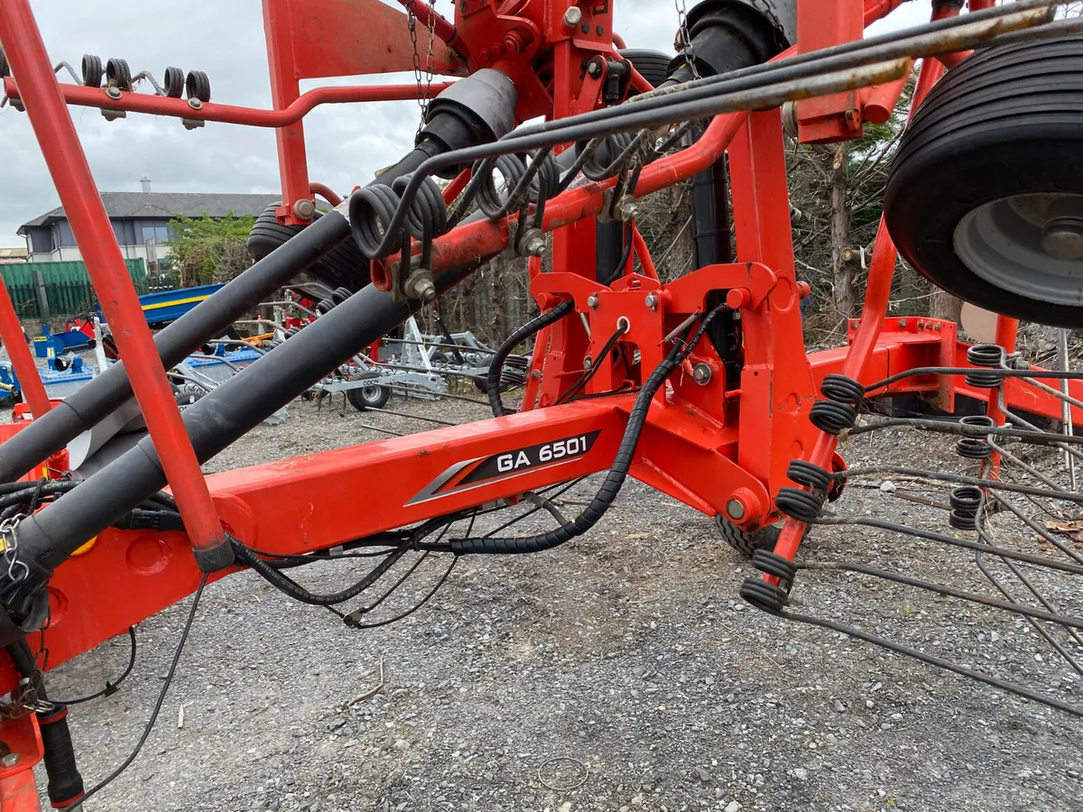 Kuhn 6501 Rake - Image 3