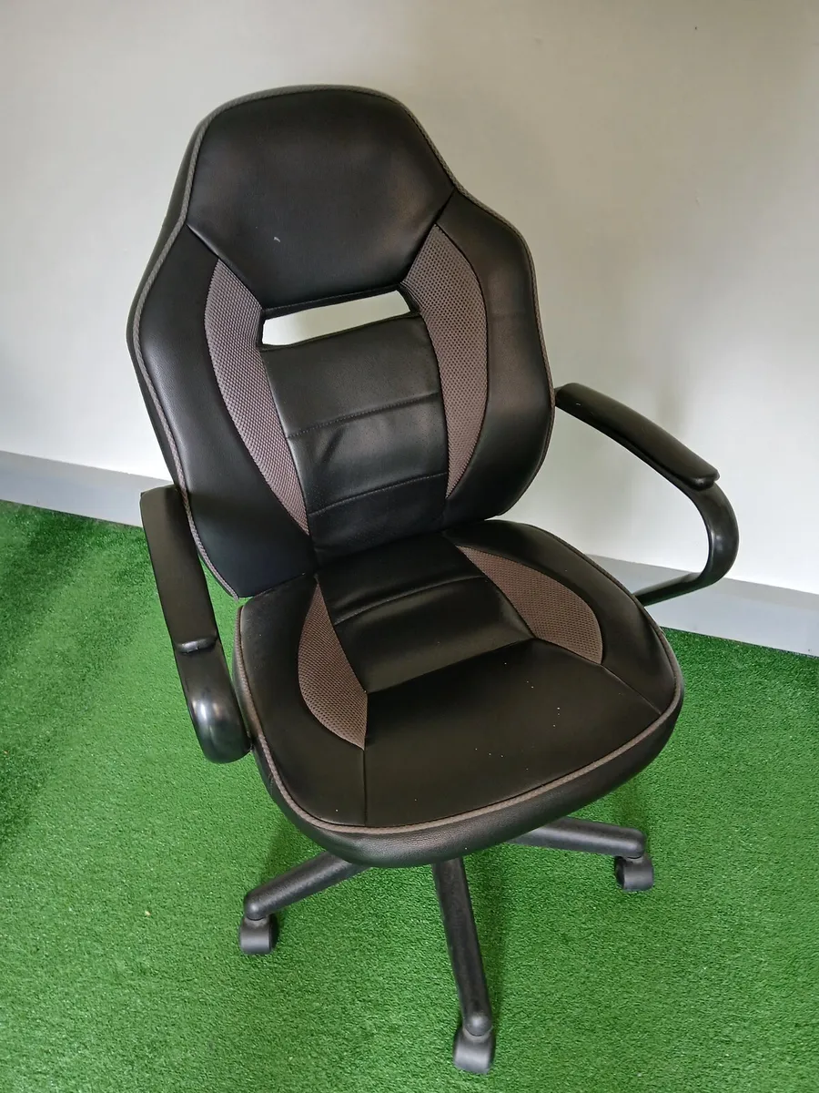 Office / Gaming Chair