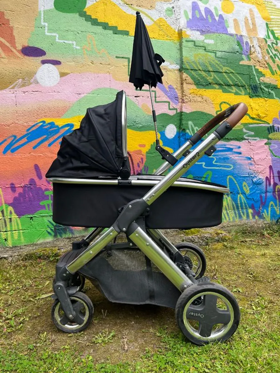 Oyster 2 - Pram, buggy, car seat travel system - Image 3