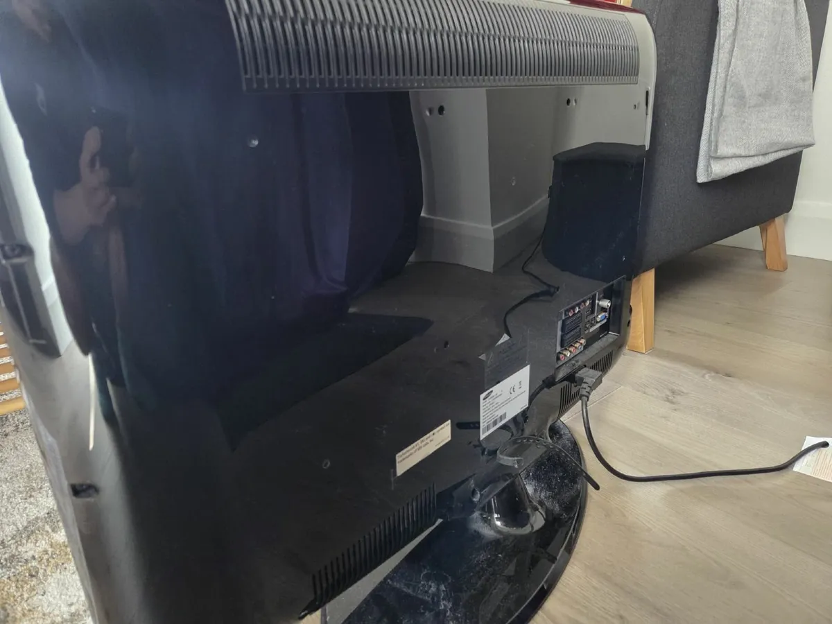 USED - Samsung LE32R82B, TV Set, 2007 - Image 3