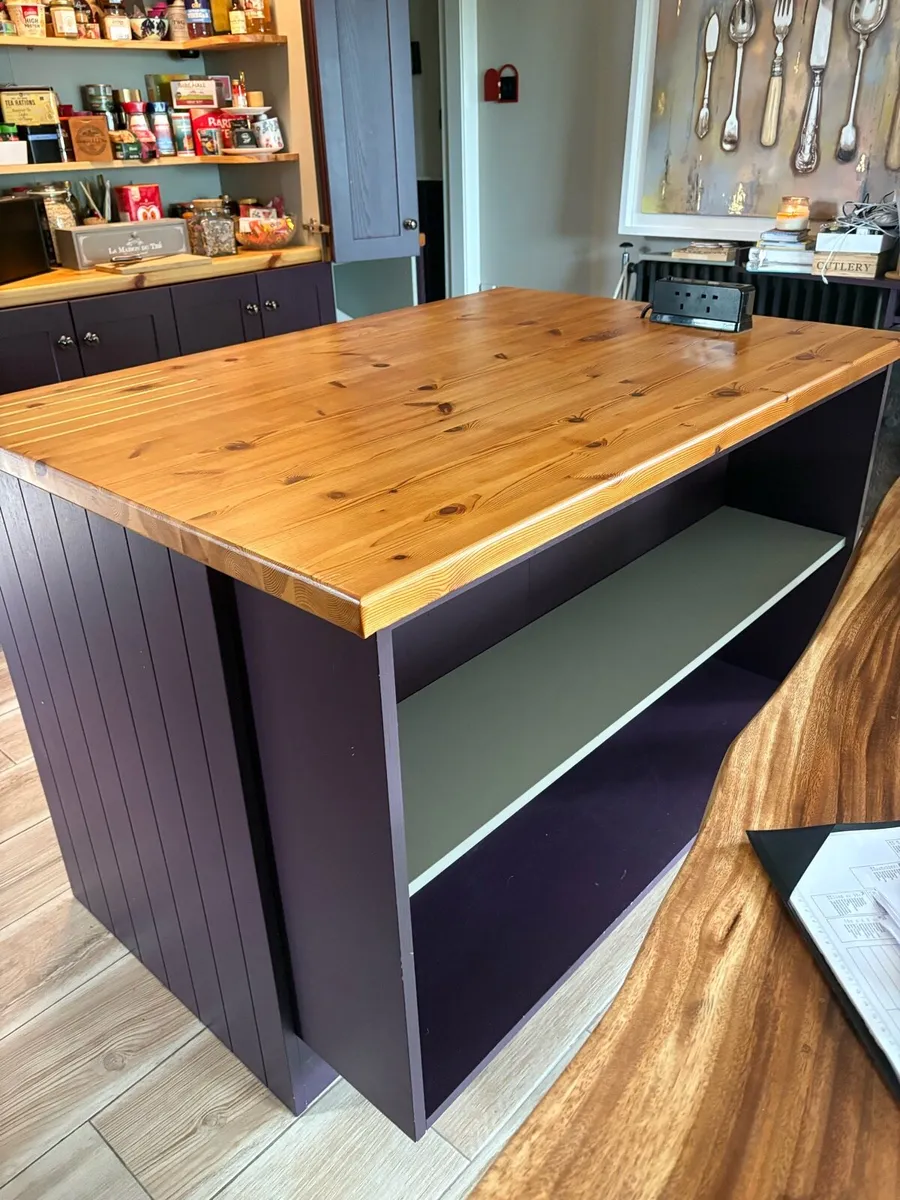 Island unit - Image 1