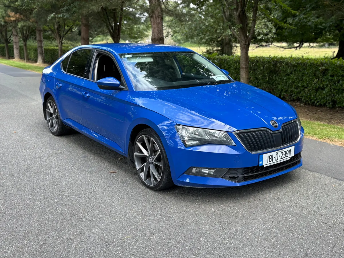 Skoda Superb 2018 - Image 1