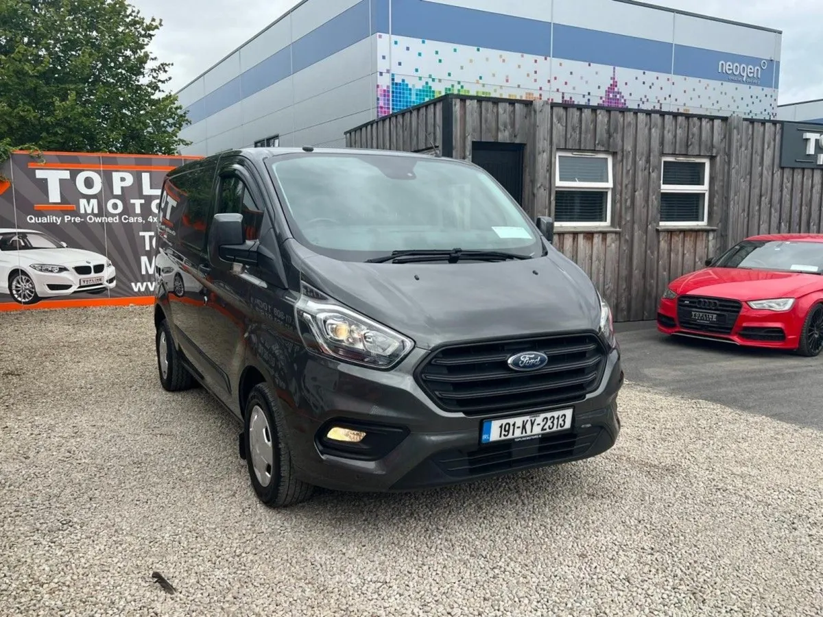 Ford Transit Custom Low Kms/mwb//serviced//new Cv - Image 4