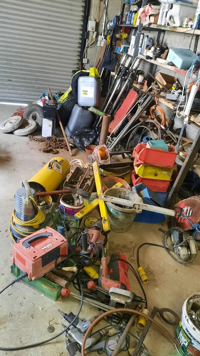 Garage clearance..priced individually-tools tyres - Image 1