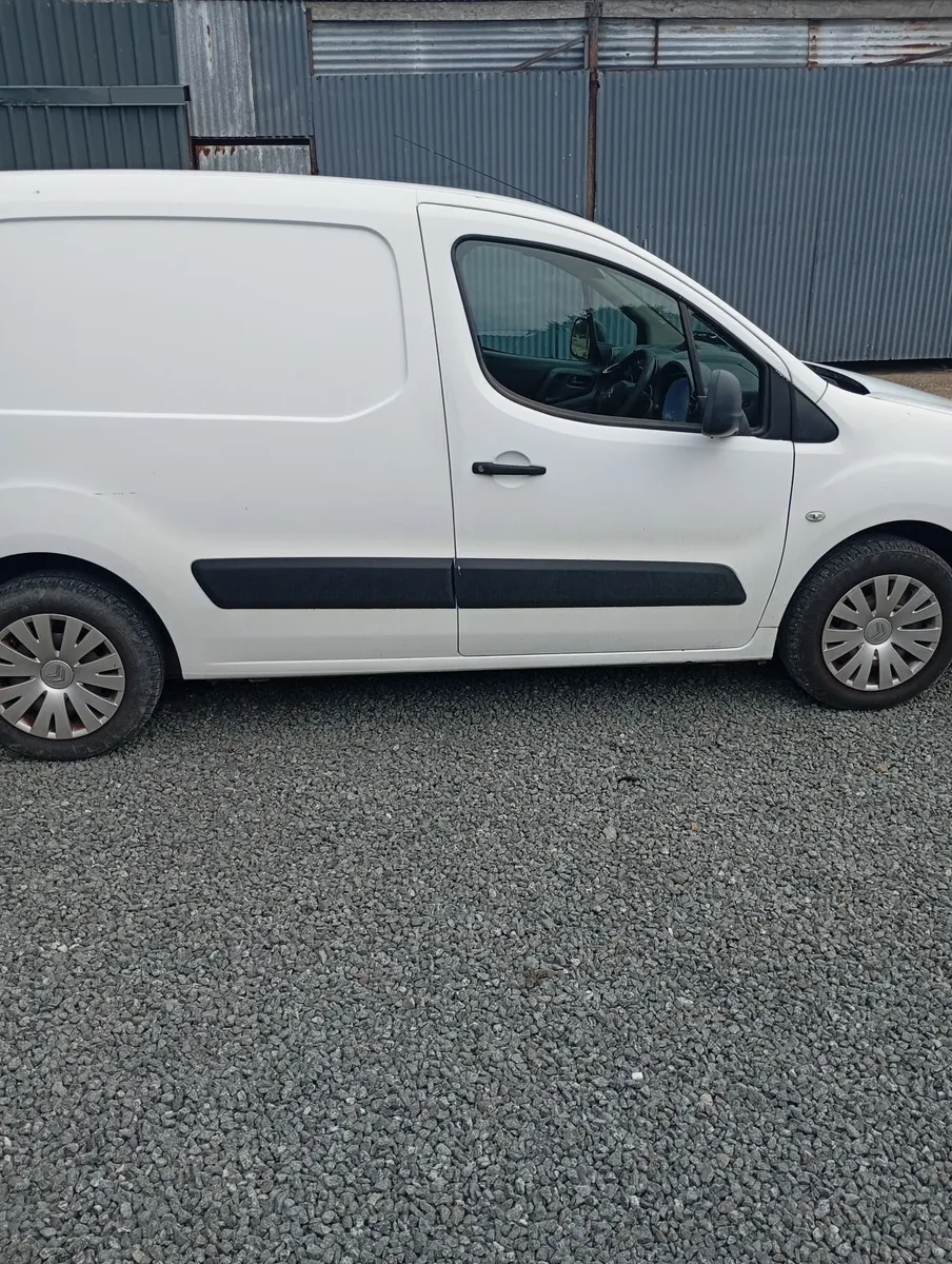 Citroen Berlingo 2012 - Image 2