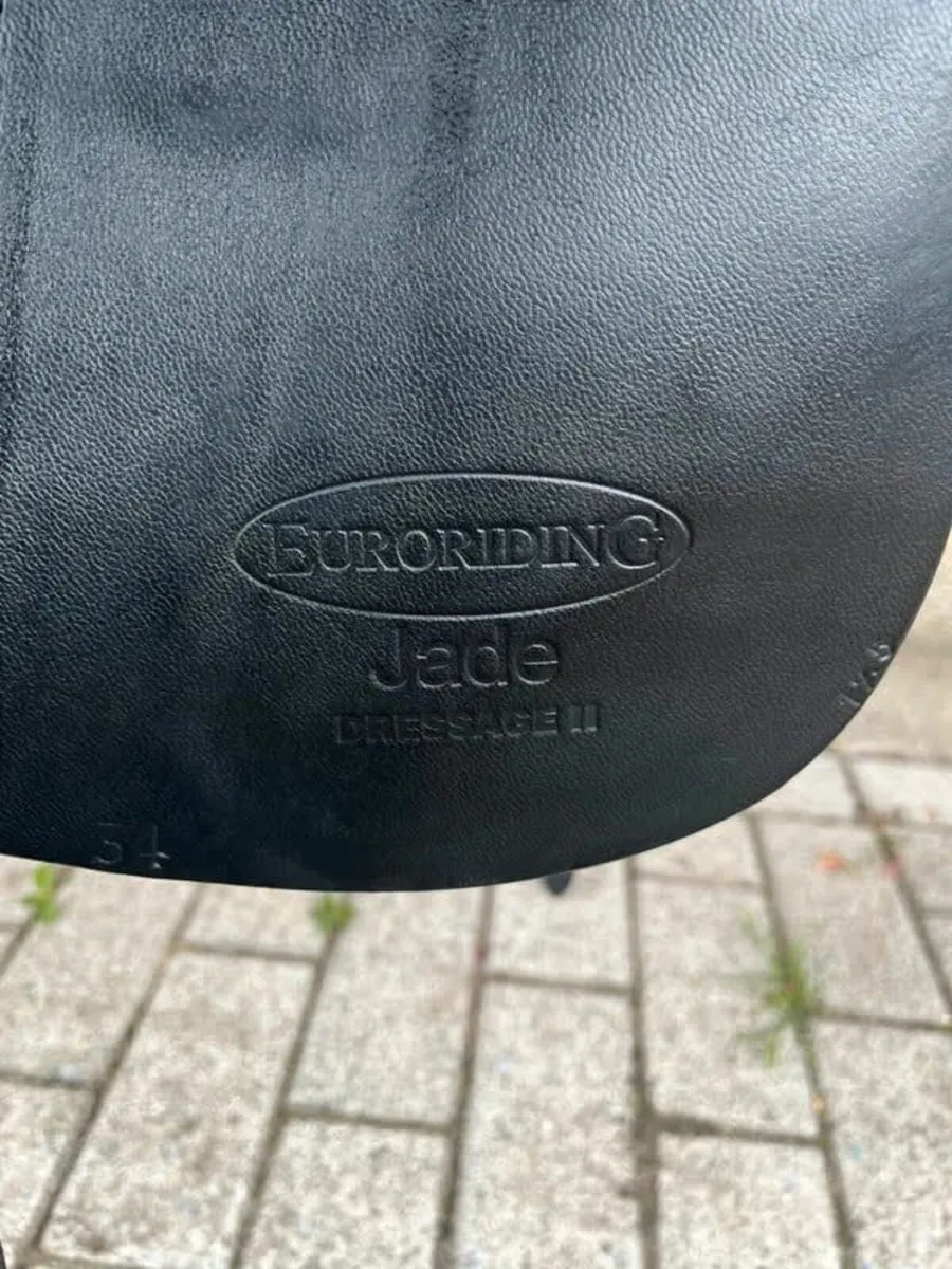 Euroriding Jade dressage saddle - Image 4