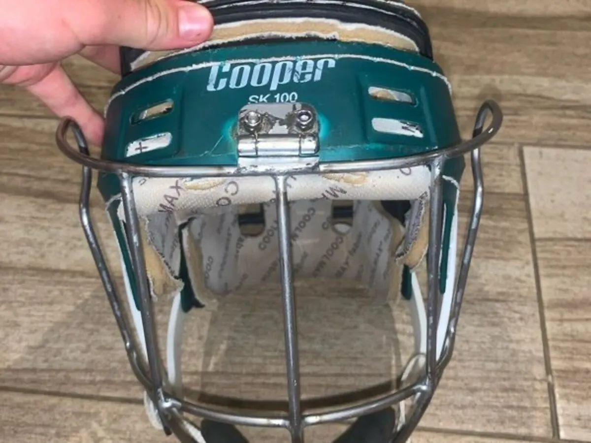 Looking for newstyle cooper helmet sk100 - Image 2
