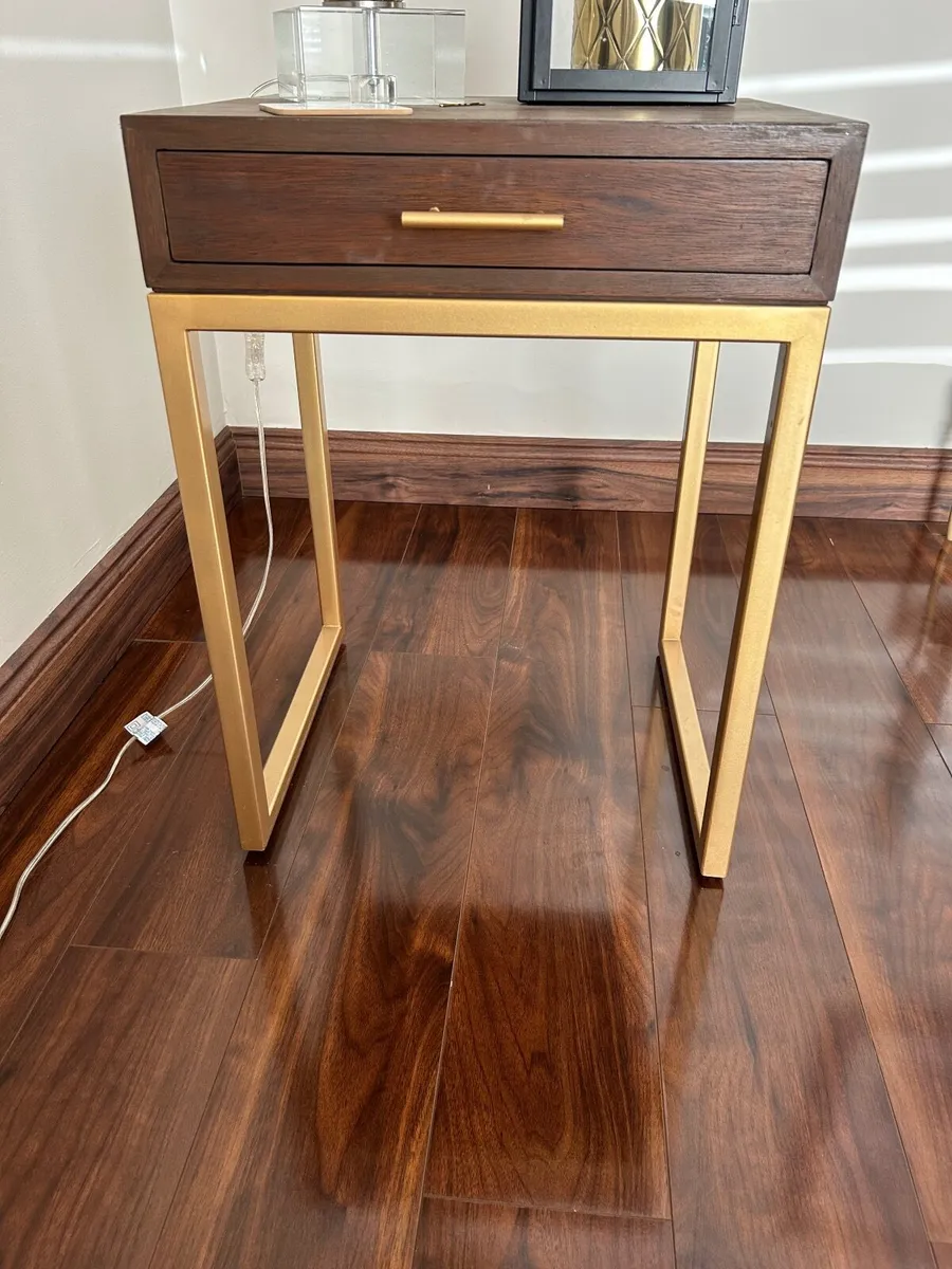 Side table - Image 1