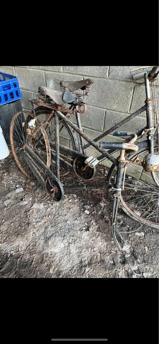 2 high nelly bicycles - Image 4