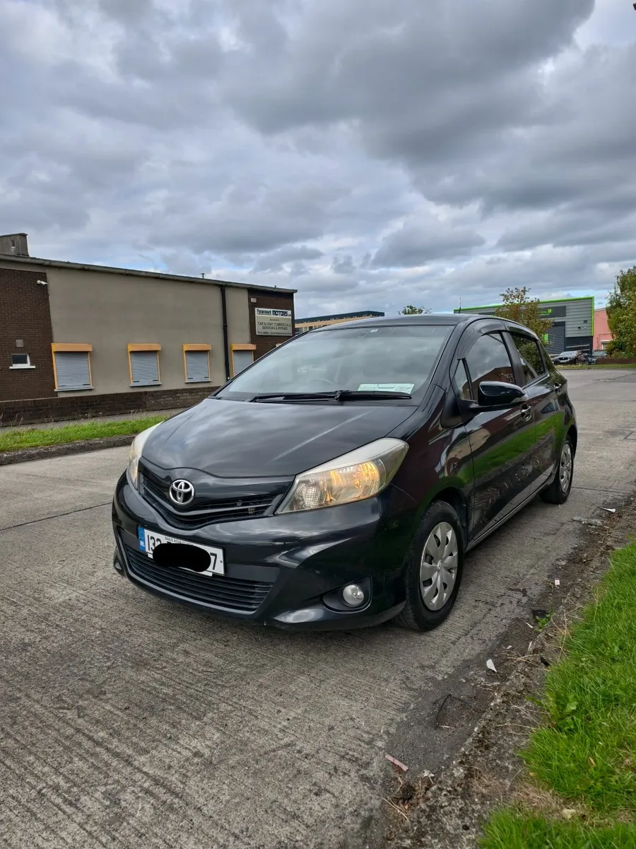 Automatic Toyota Vitz 2013 NEW NCT 07/26 - Image 1