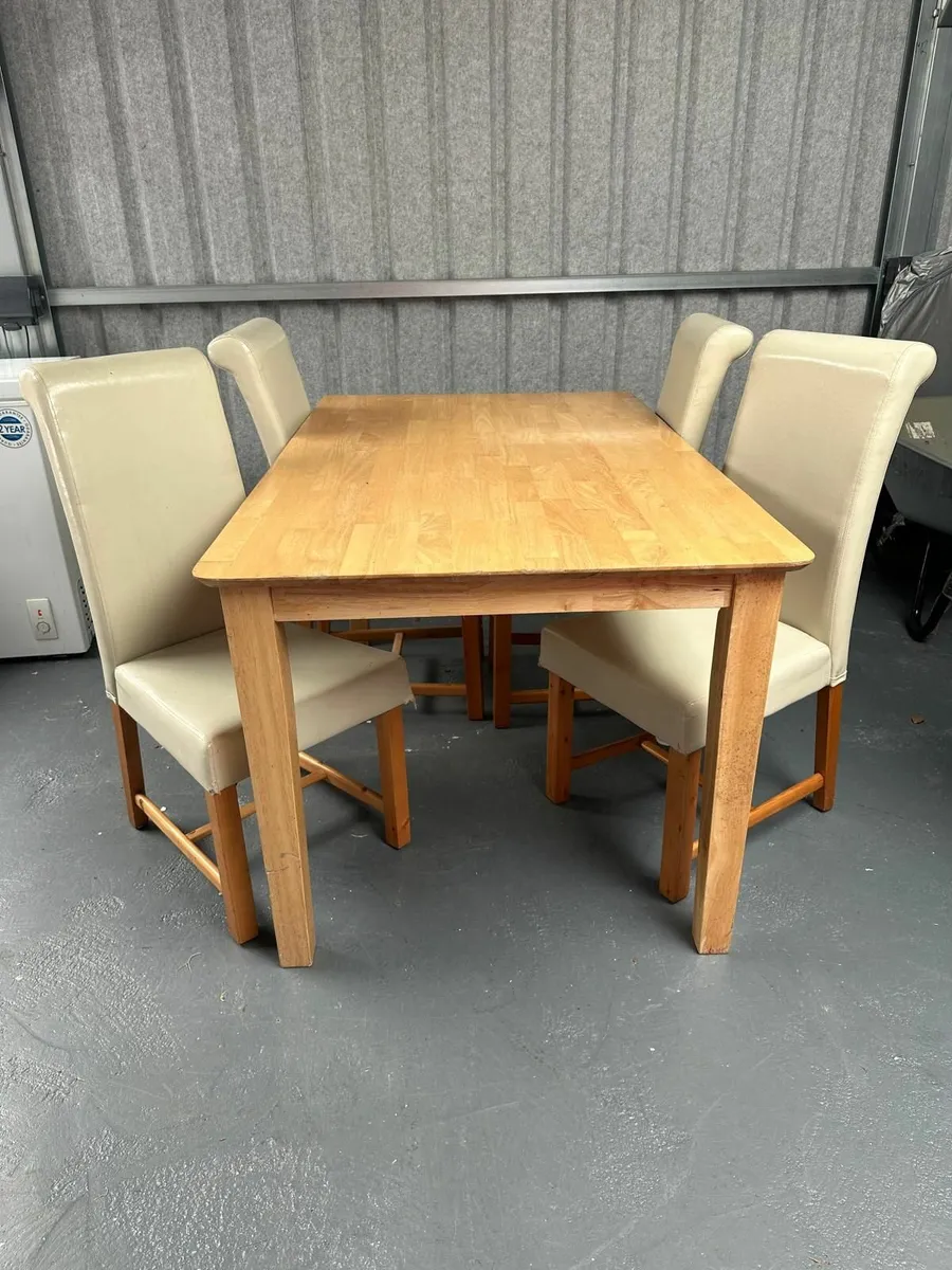Kitchen table and 4 chairs - Image 2