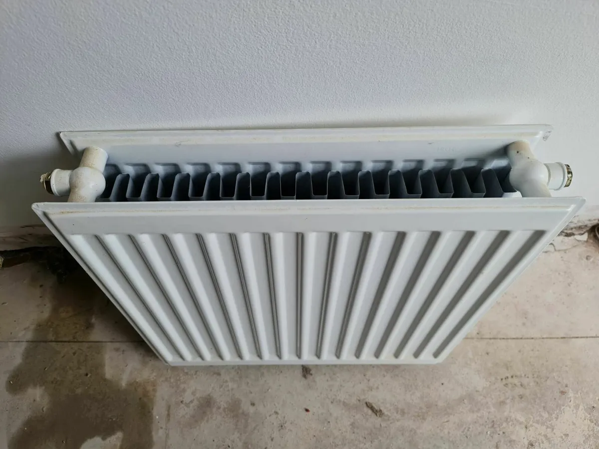 Double Panel Radiator 50cm x 50cm - Image 2