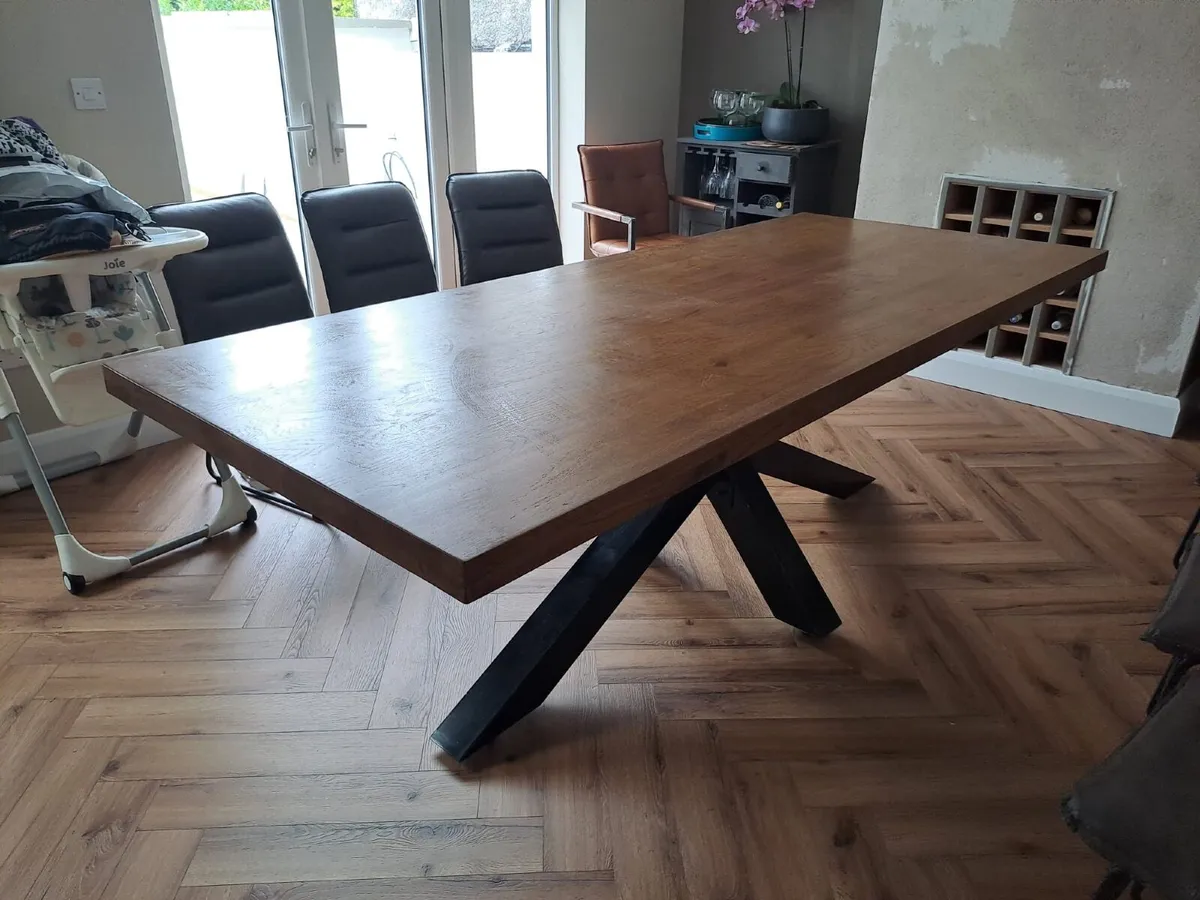 Dining room table - Image 4