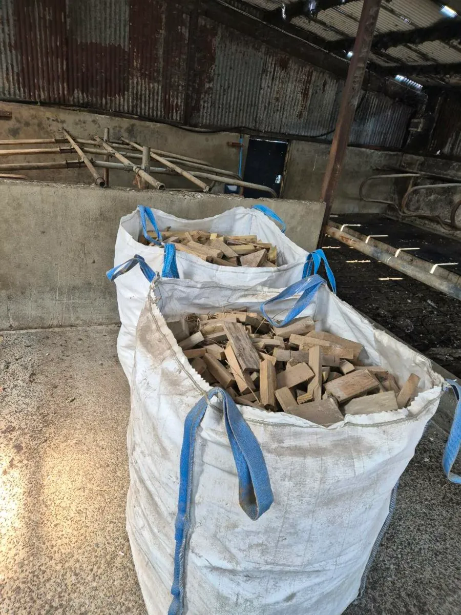 2 ton bags of firewood - Image 1