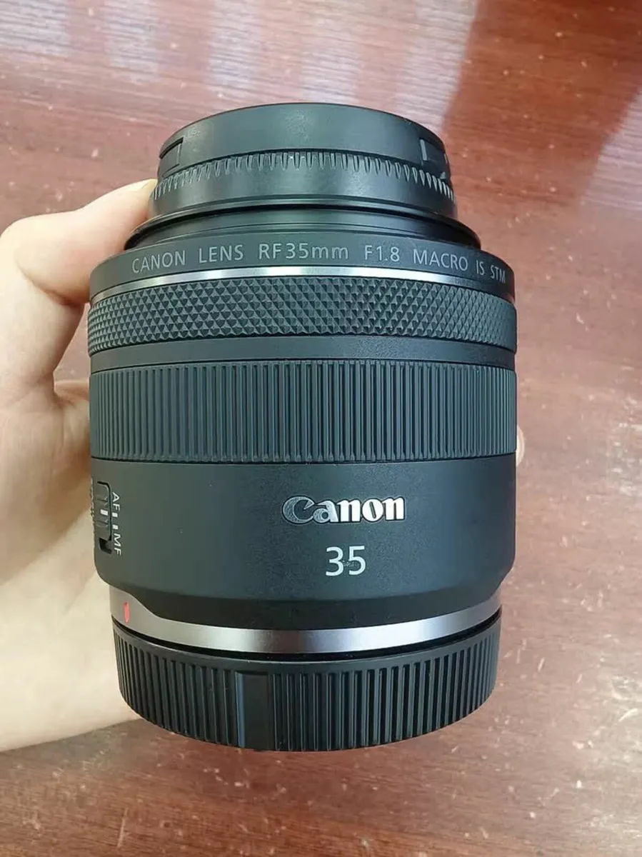 Canon RF 35mm f/1.8 IS STM MINT - Image 2