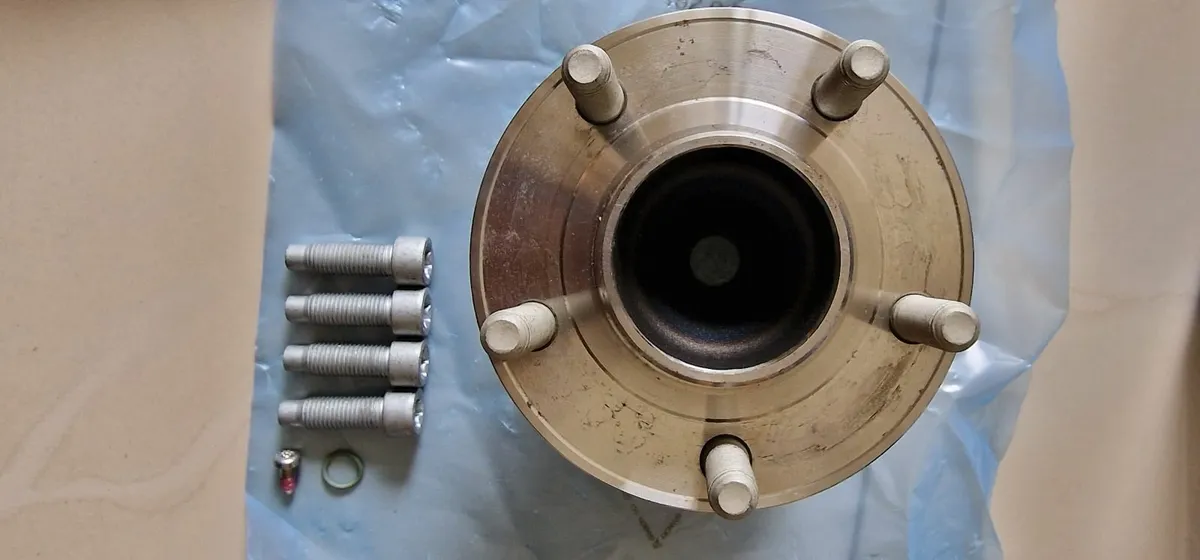 SKF Rear Wheel Bearing Kit - FORD CMAX  VKBA 6788 - Image 3