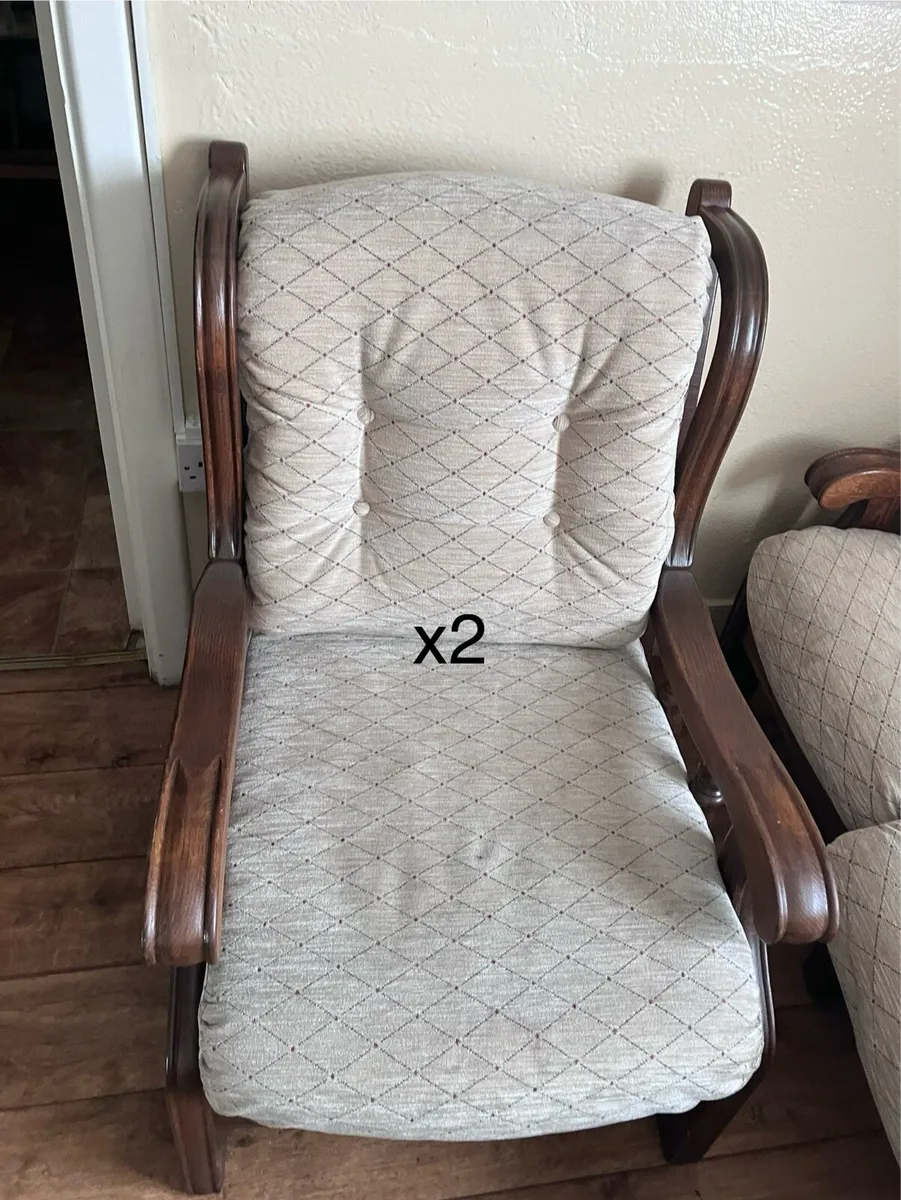 Wood frame sofa set - Image 3