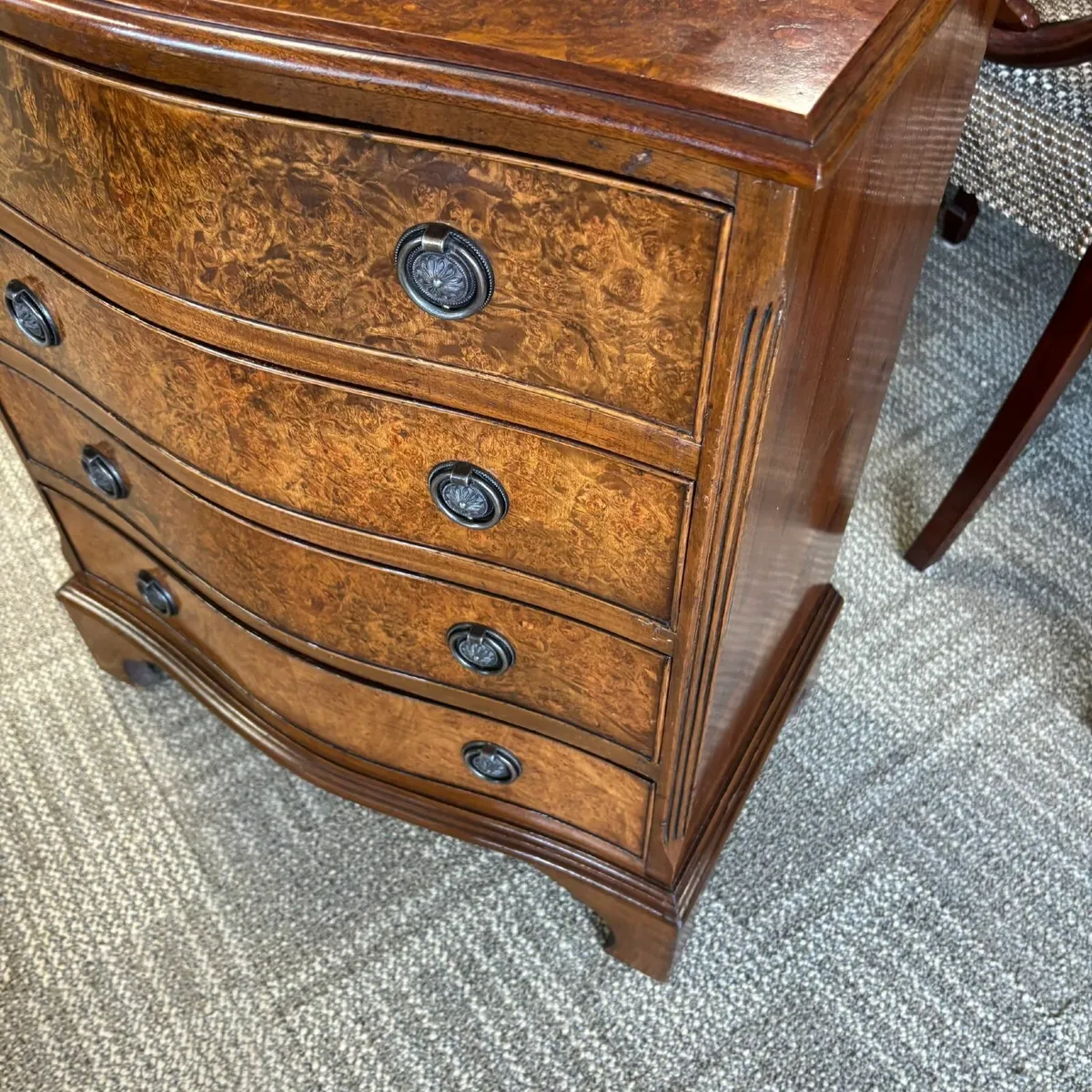 Fabulous mid 20th century walnut bow front four - Image 4