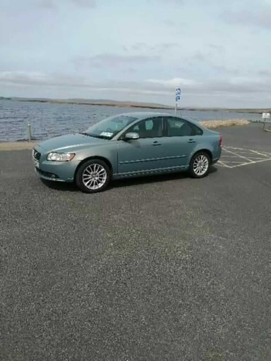Volvo S40 2008 - Image 1