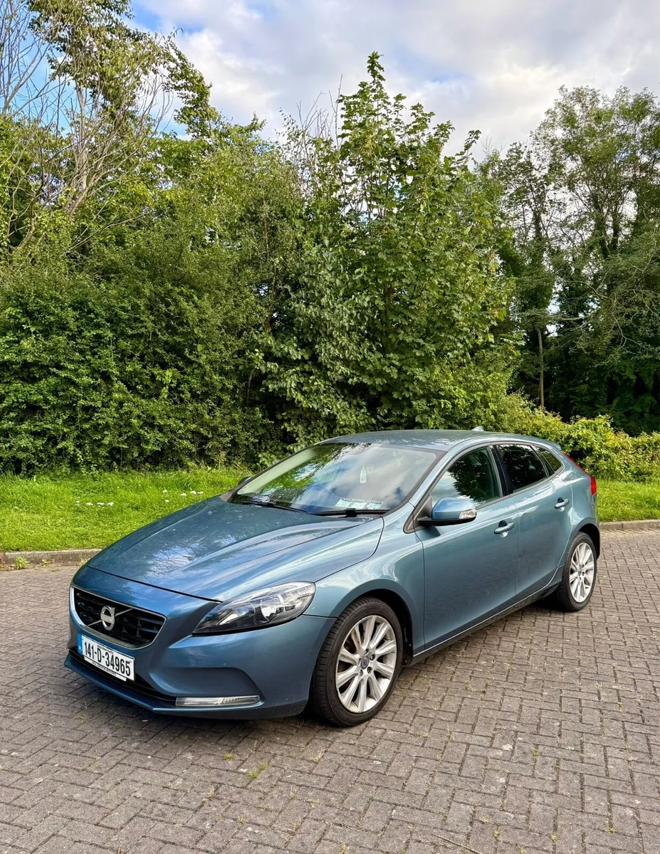 Volvo V40 2014 – 1.6 Diesel – Manual, Fresh NCT!!! - Image 3