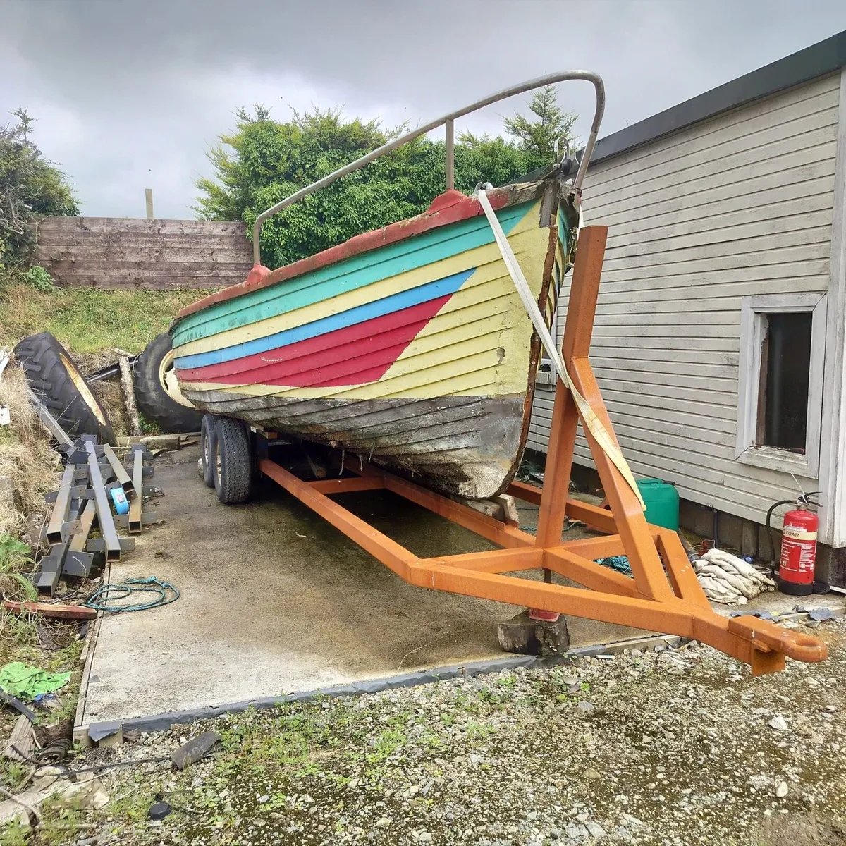 Timber boat - Image 1