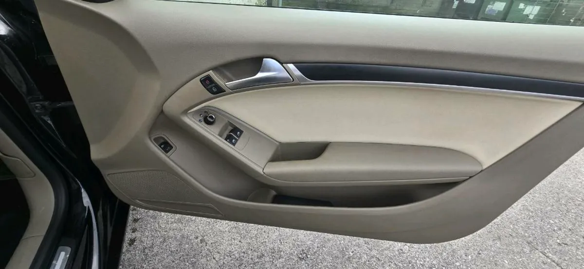 Audi A5 2.0 TFSI Manual - Image 2