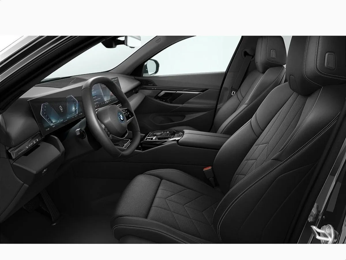BMW i5 Edrive40 Sport - Image 4