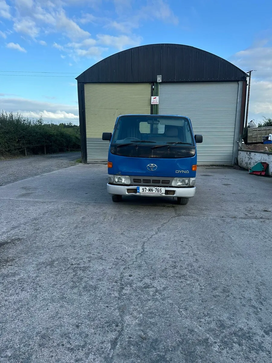 1997 Toyota Dyna - Image 1