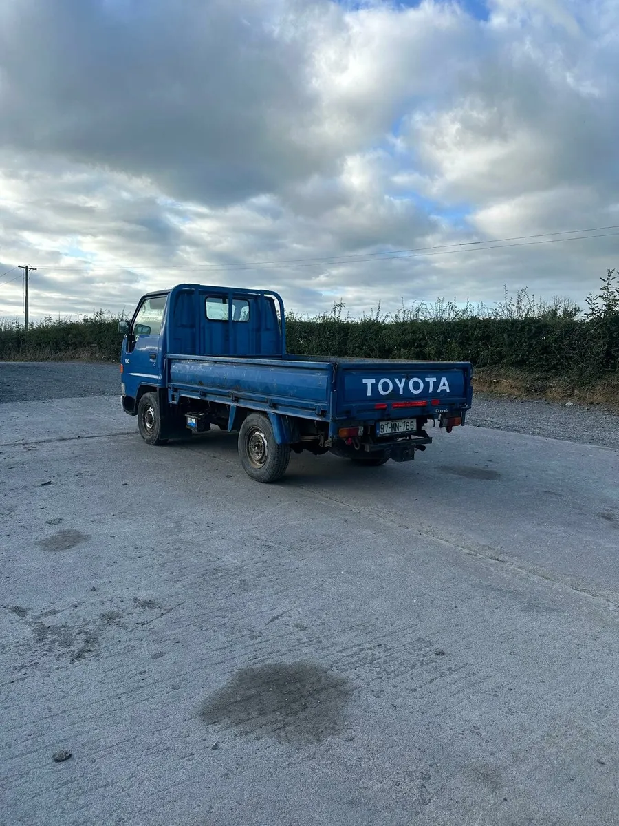 1997 Toyota Dyna - Image 3
