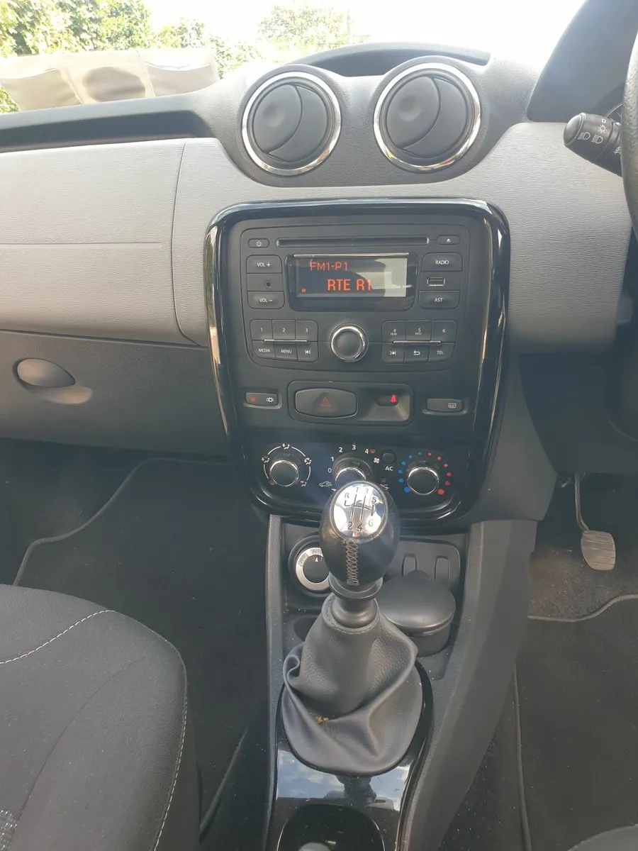 Dacia Duster 2015 - Image 3