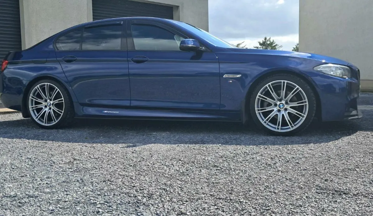 ** 2016 BMW 520D MSport ** - Image 3