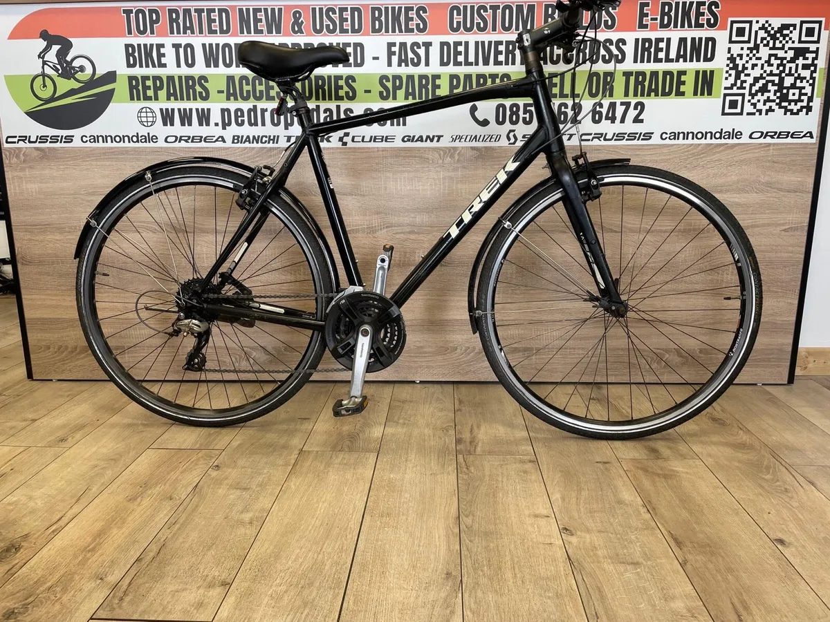 Trek FX 7.3  hybrid bike - Image 1