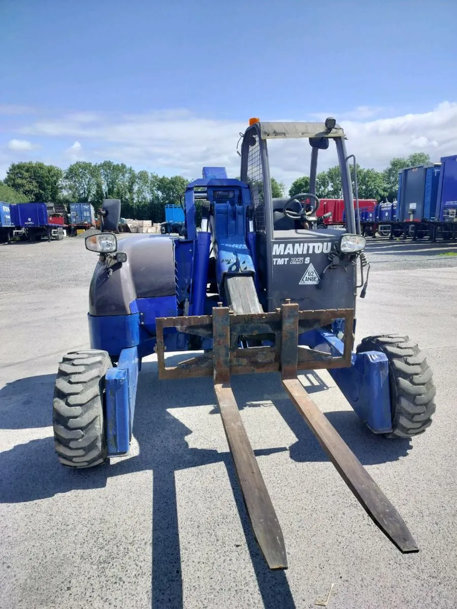 2016 Manitou Forklift - Image 2