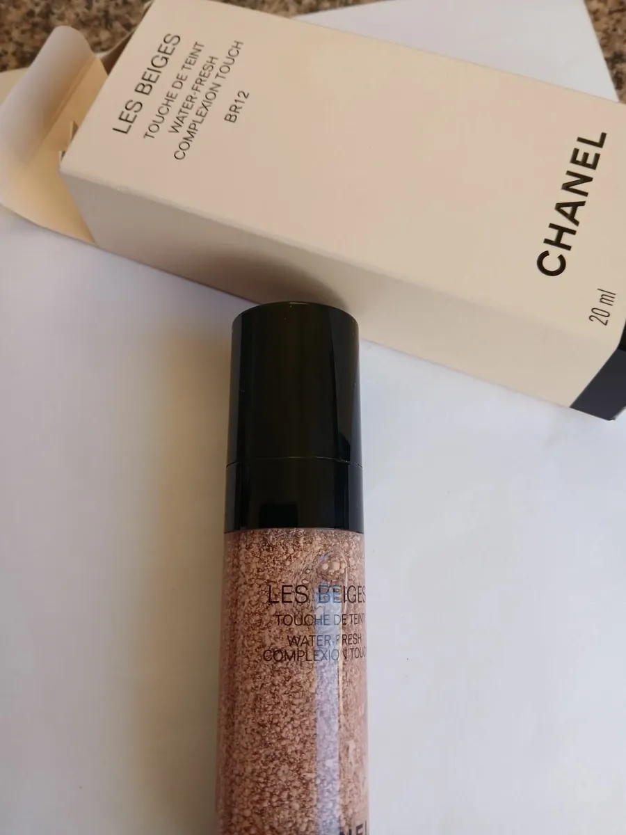 Chanel make up - Image 1