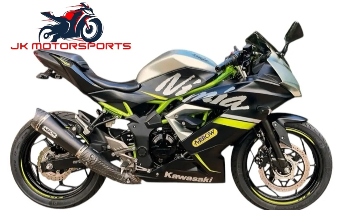 Kawasaki Ninja 125 - Image 1