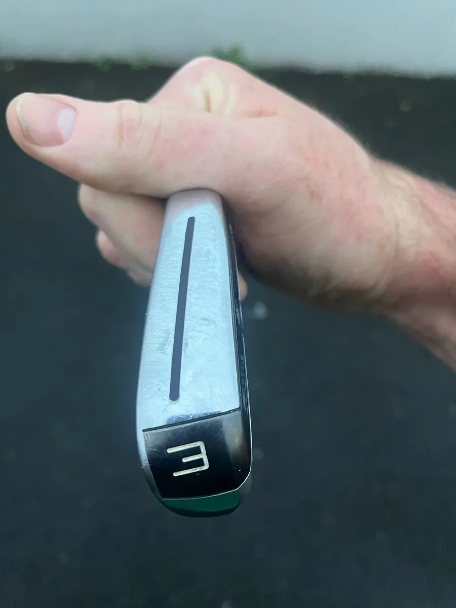 Taylormade 3 iron - Image 2