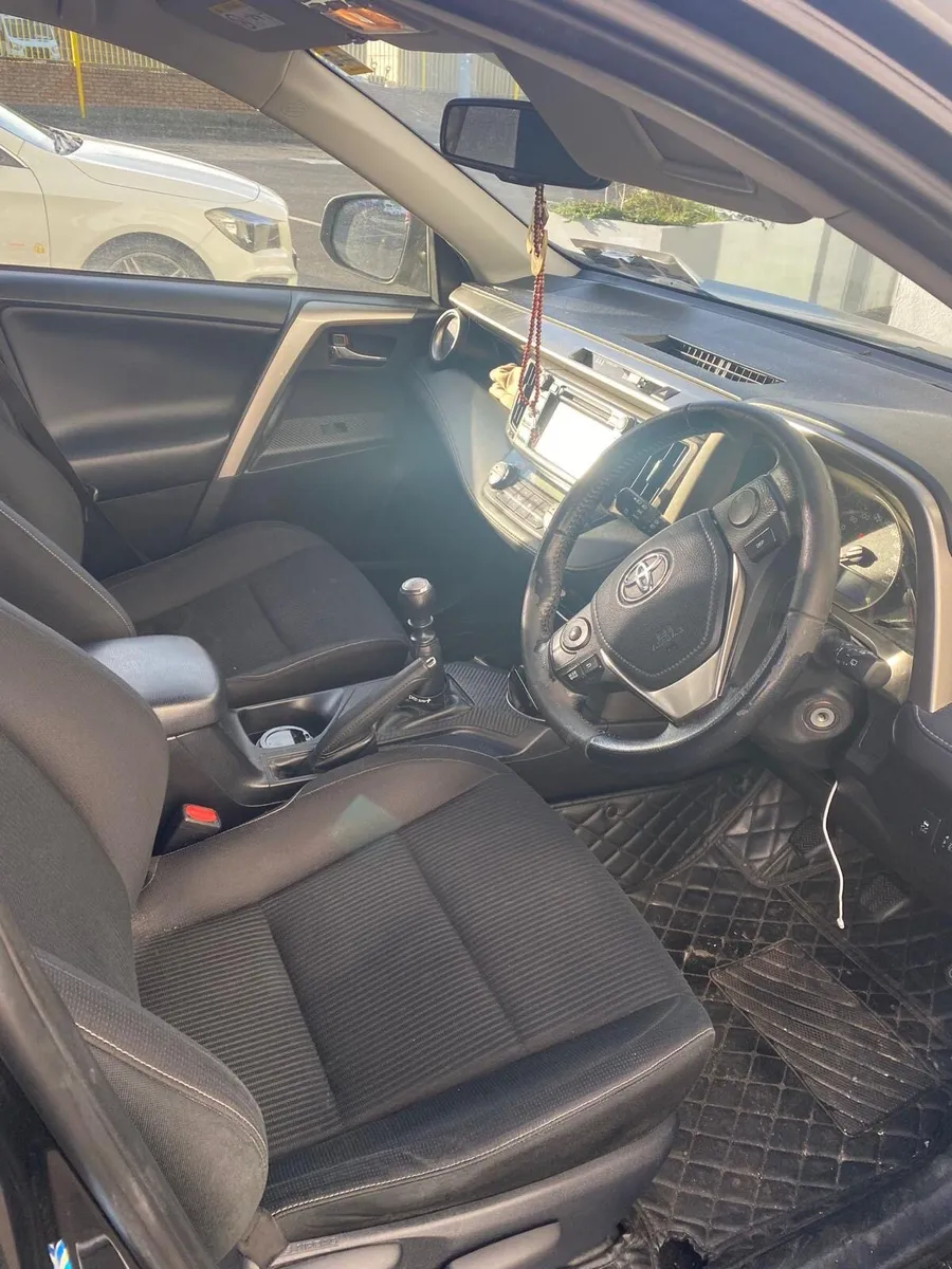 Toyota Rav 4 - NCT 03/26 - Image 4