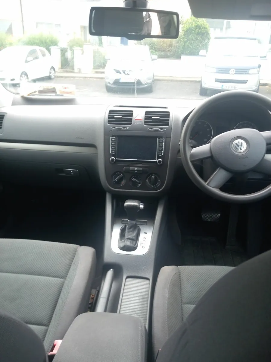 Volkswagen Golf 2005 Automatic Petrol - Image 2
