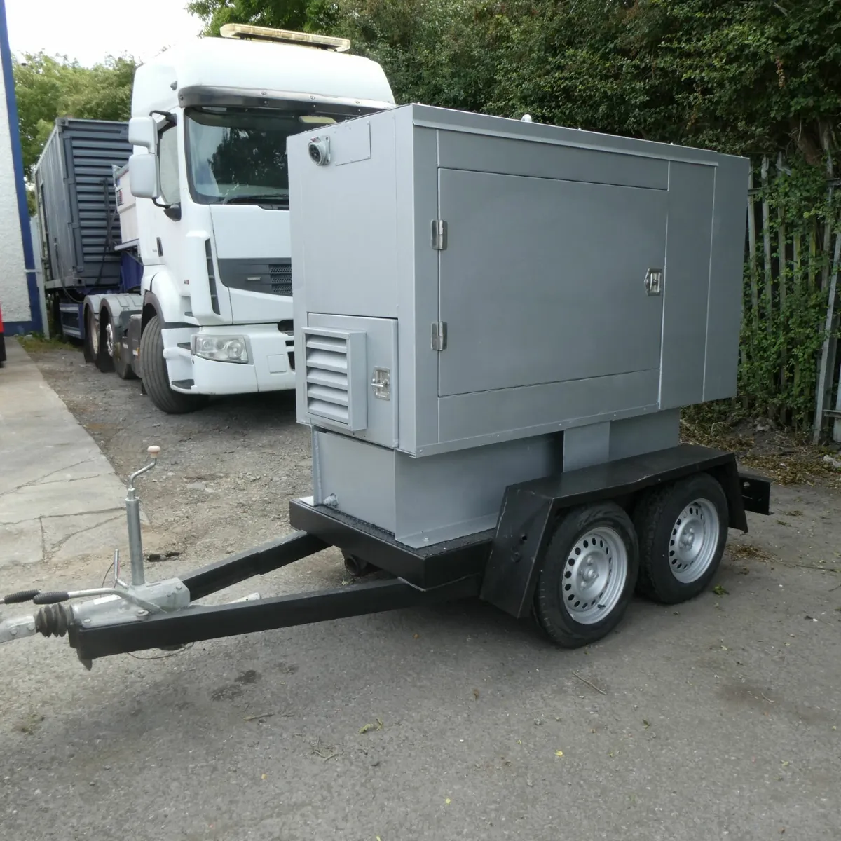 60 kva generator road tow - Image 3