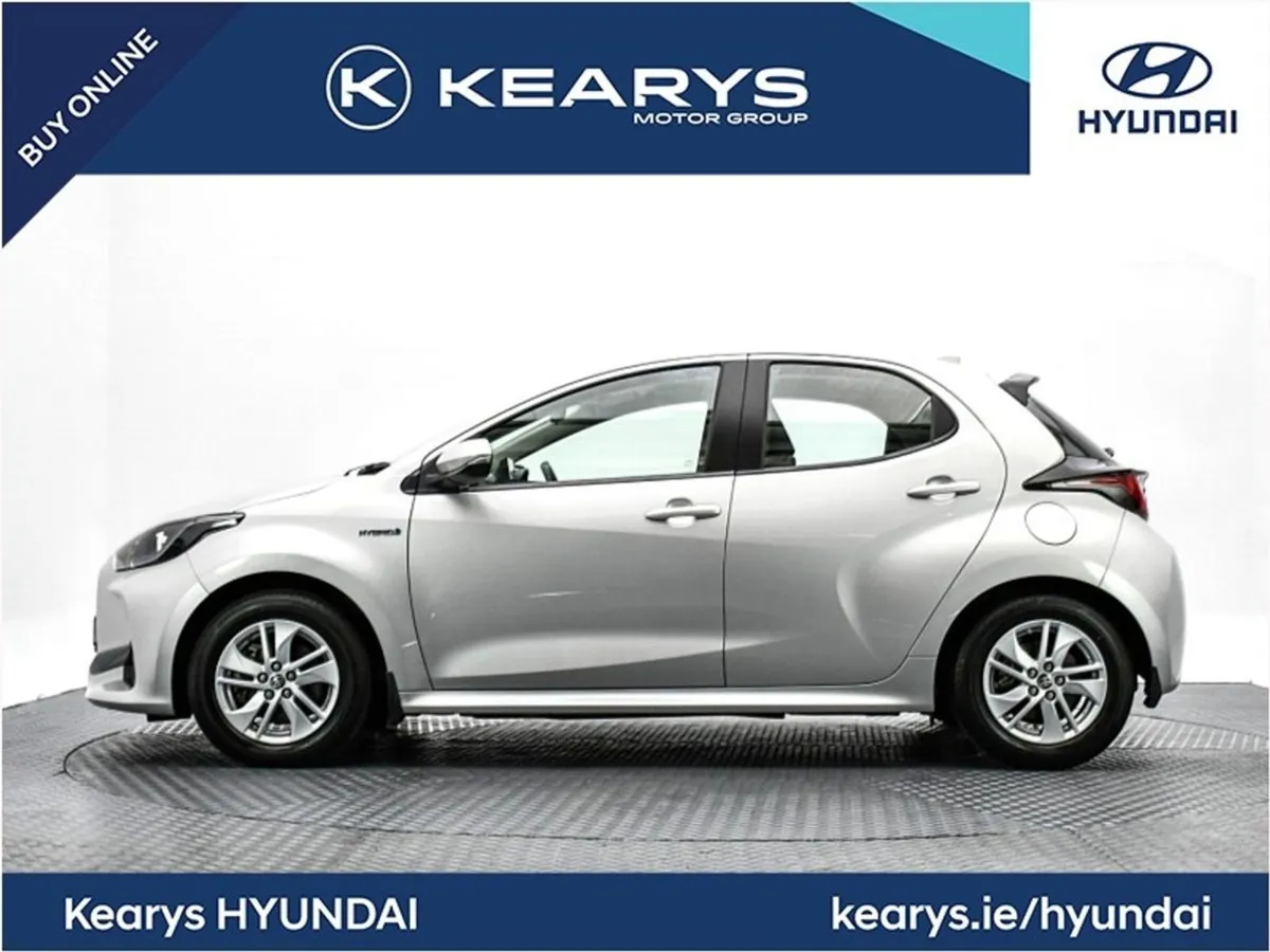 Toyota Yaris 1.5 Hybrid Luna - Image 4