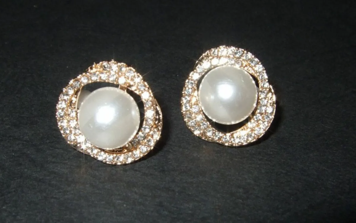 Harrods Ex-Display Clip-On Earrings - Image 1