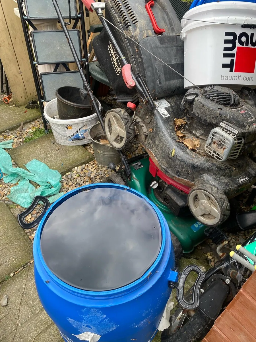 Garden equipment - Image 2