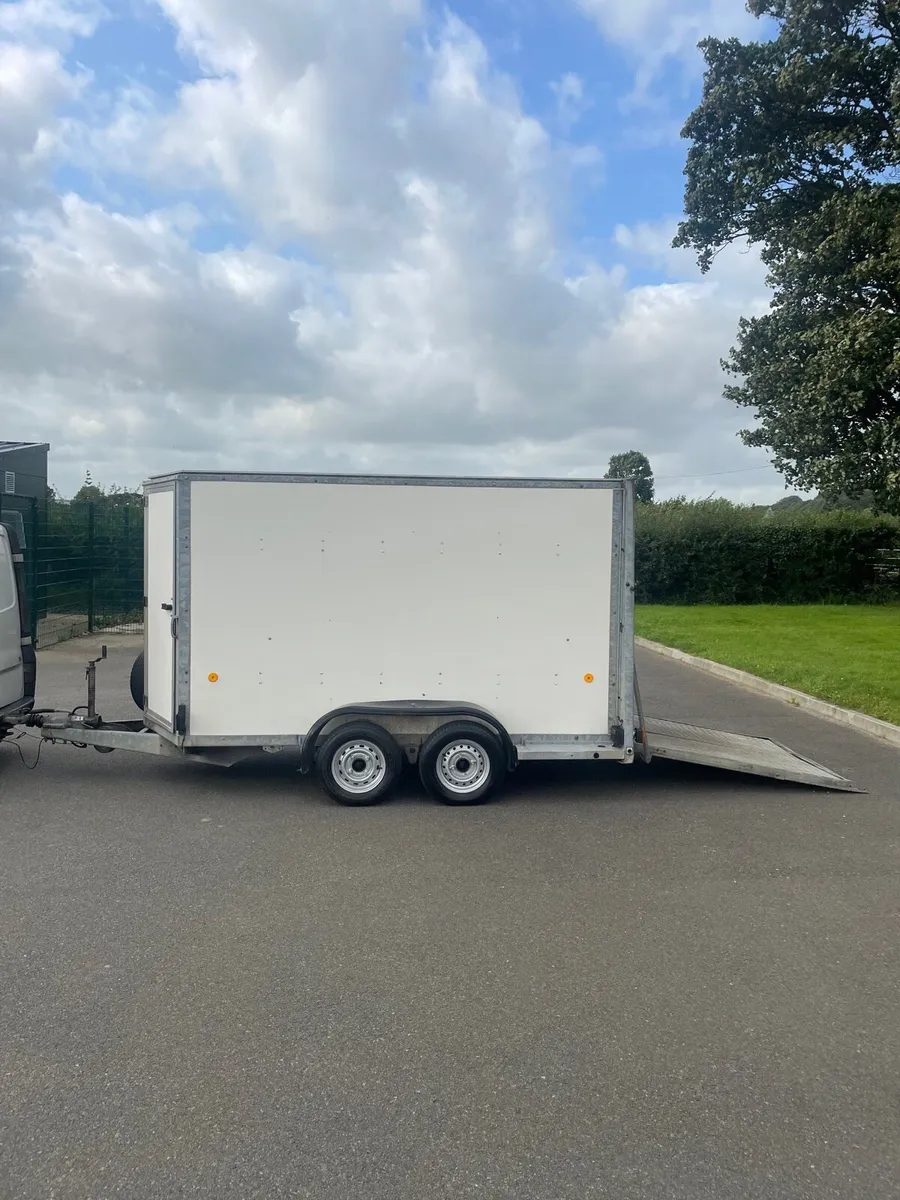 Ifor Williams box trailer - Image 1